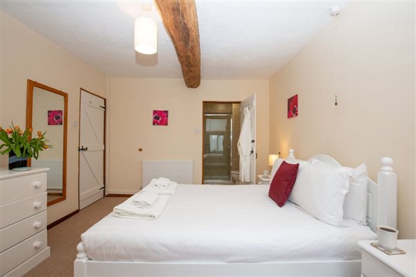 Willow double bedroom